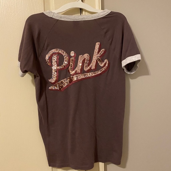 Victoria’s Secret PINK sequined v-neck tee - Picture 1 of 3